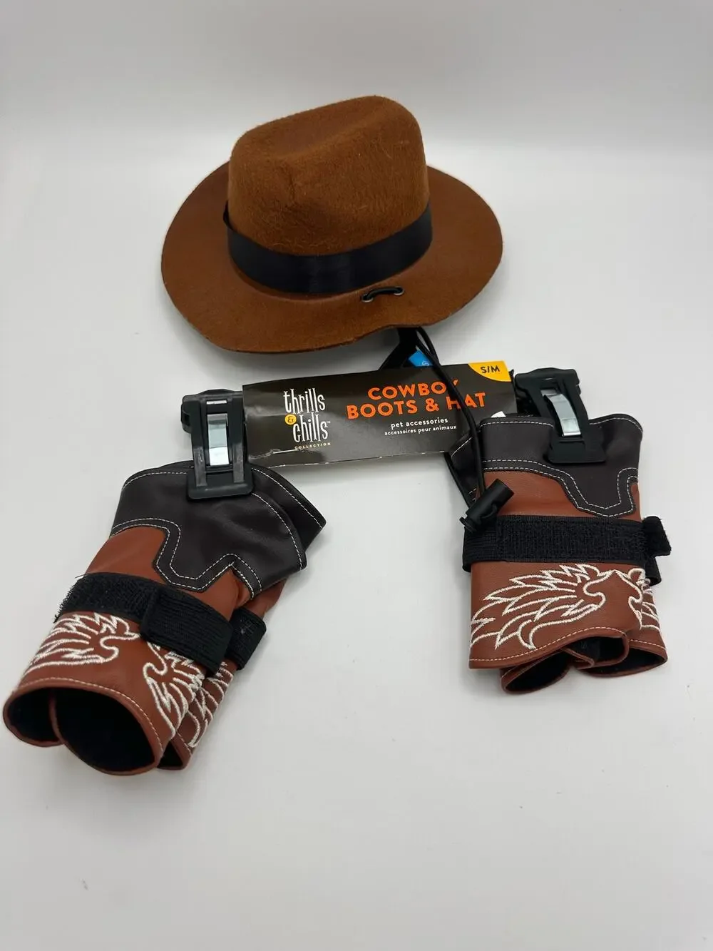 THRILLS & CHILLS Cowboy Boots and Hat Halloween Dog Costume Size S/M NWT